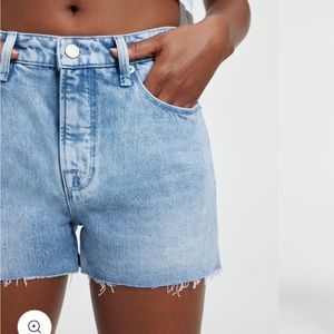 Good American “Good 90’s” Weightless Short